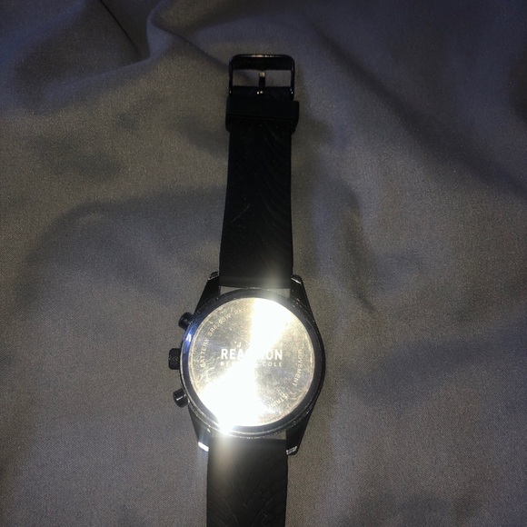 Kenneth Cole Watch - Picture 4 of 5